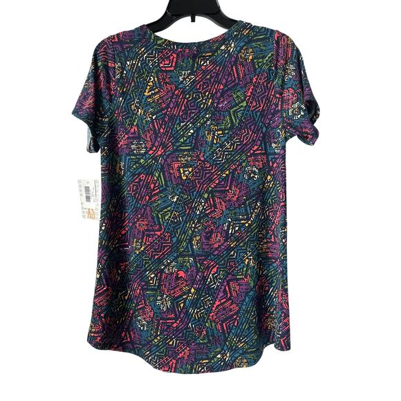 LuLaRoe Christy T Top Casual Stretch Multicolor Geometric Hi-lo Hem Women’s XS - Picture 2 of 7